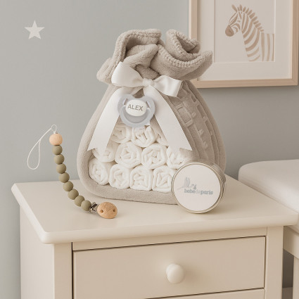 Torta di Pannolini con Portaciuccio | Regalo Originale per Neonato