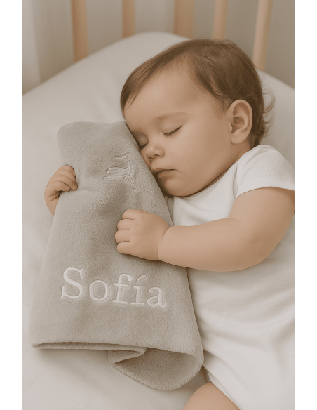 Canastilla copertina, pigiamino e doudou personalizzati | Regalo unico per neonato