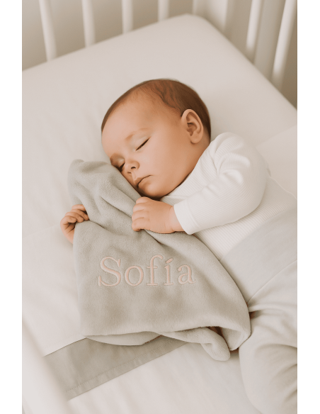 Canastilla copertina personalizzata e pigiamino | Regalo con nome per neonato