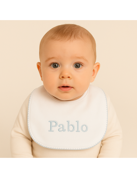 Set bavaglini ricamati con nome | Regalo personalizzato e pratico