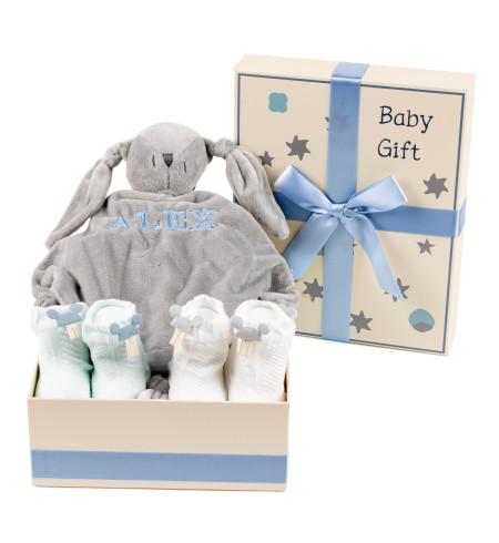 Scatola Regalo con Dou-Dou Ricamato e Calzini – Dettaglio Personalizzato per Neonato