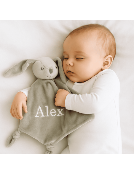 Cesta nascita personalizzata Girona | Regalo aziendale esclusivo per neonati