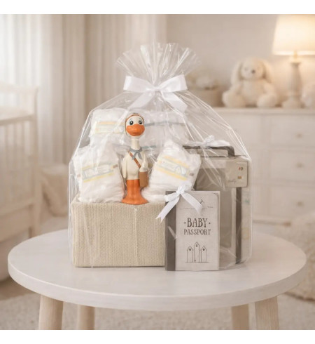 Torta di pannolini con massaggiagengive Nicky | Regalo originale e funzionale per bebè