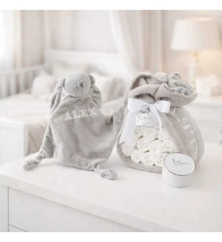 Torta di Pannolini con Doudou | Regalo Originale per Neonato